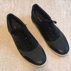Seven 91 shoes SZ 10